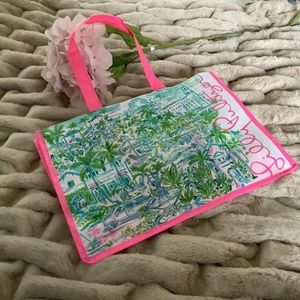 Lilly Pulitzer Floral Garden Pink Leopard Reusable Plastic 11” x 9” Tote…NEW